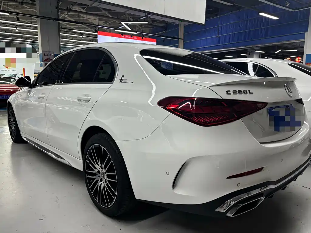 Mercedes-Benz C-Class — миниатюра 4
