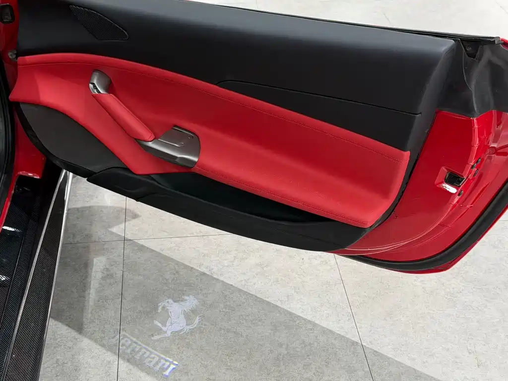 Ferrari 488 488 GTB, фото 13