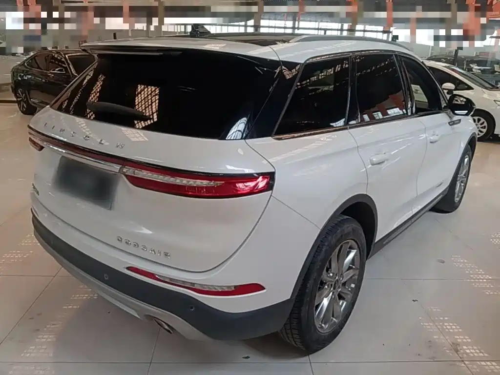 Lincoln Corsair — миниатюра 7