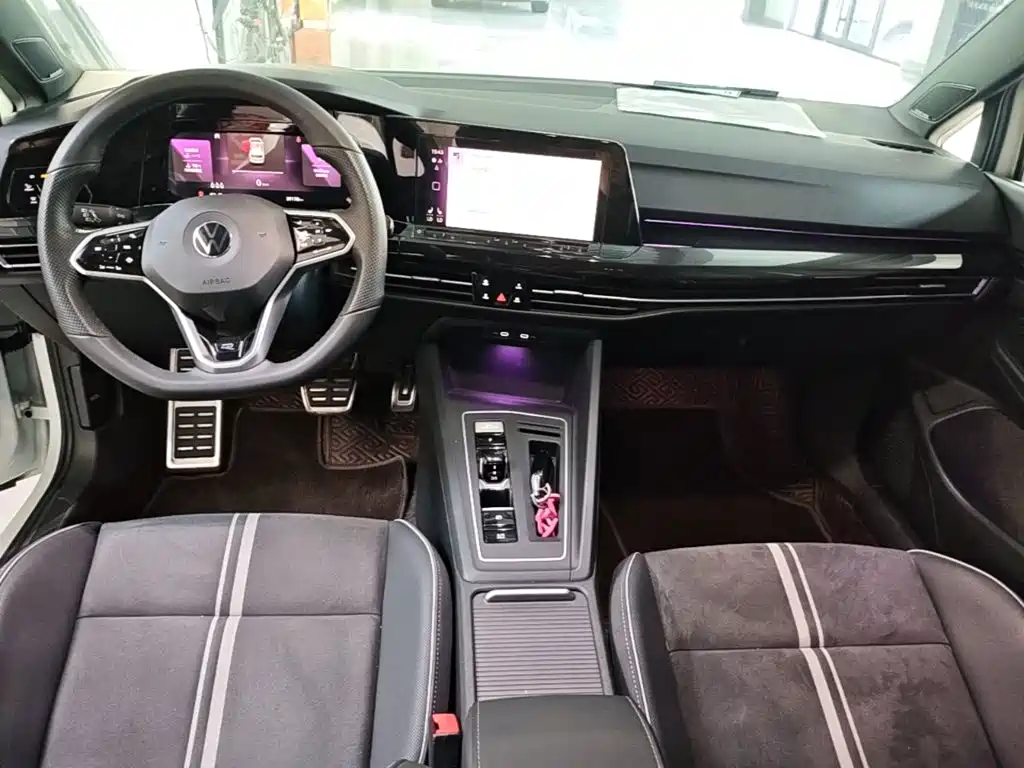 Volkswagen Golf — миниатюра 10