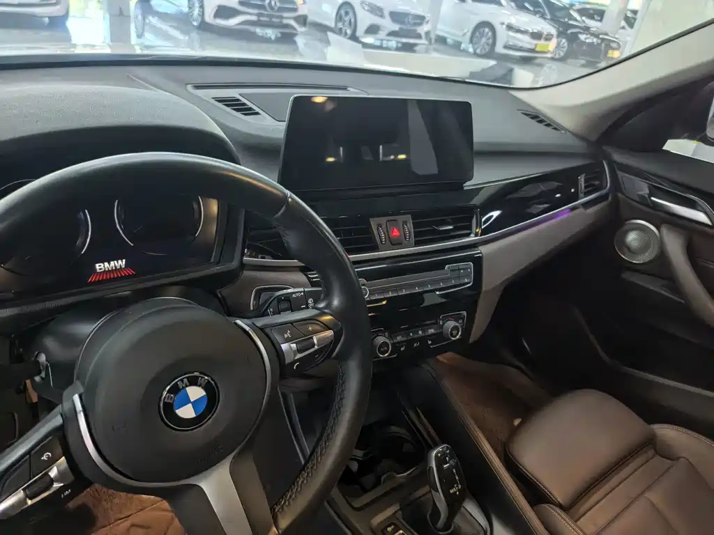 BMW X1 — миниатюра 5