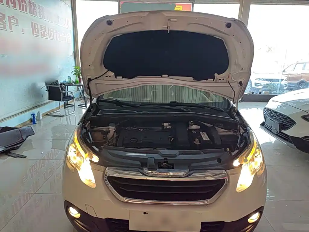 Peugeot 2008 — миниатюра 20