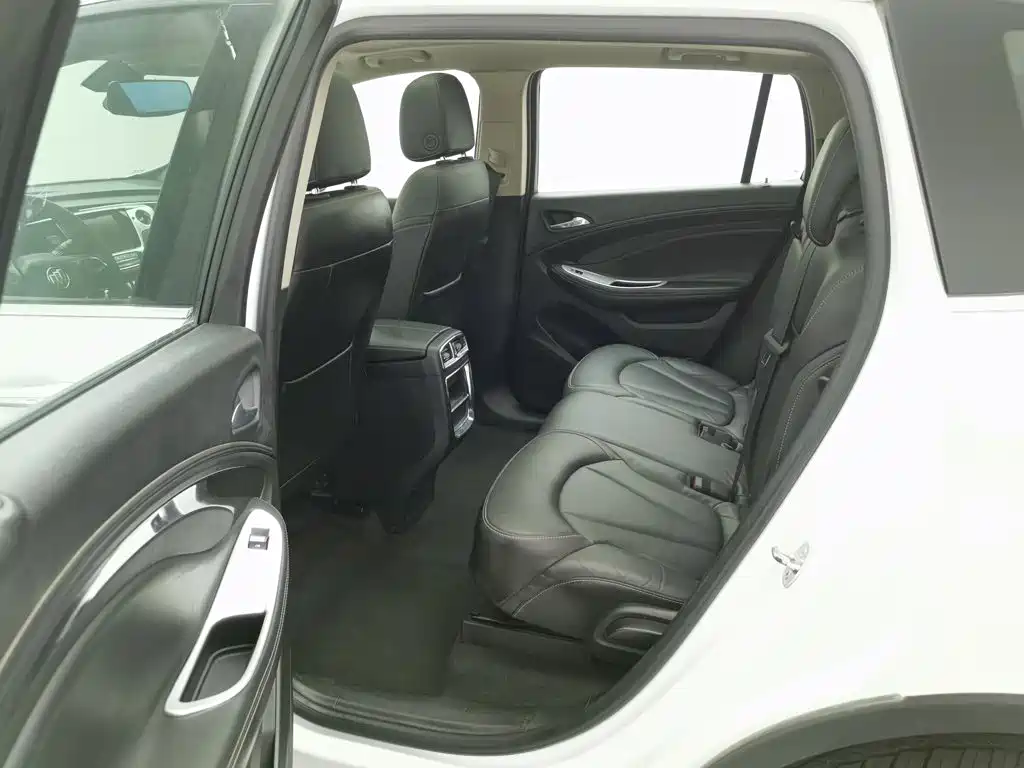 Buick Envision Plus — миниатюра 15