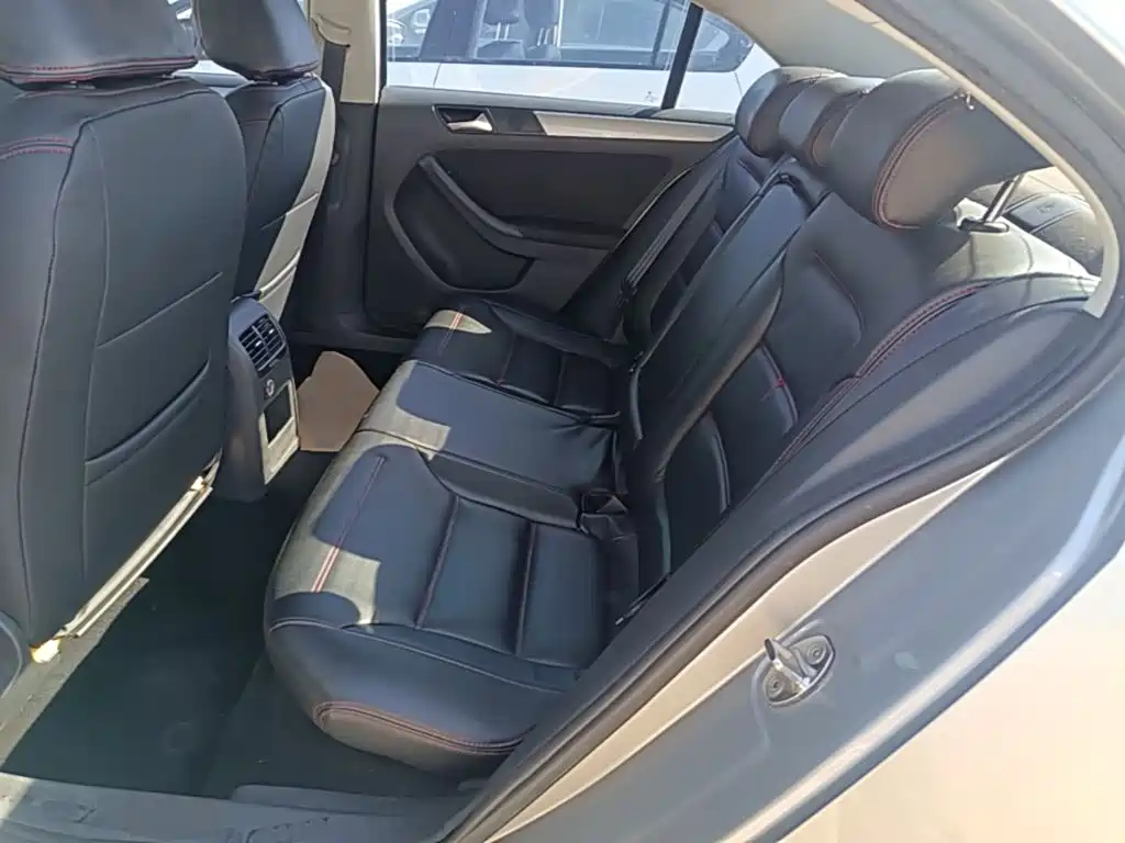 Volkswagen Sagitar — миниатюра 17