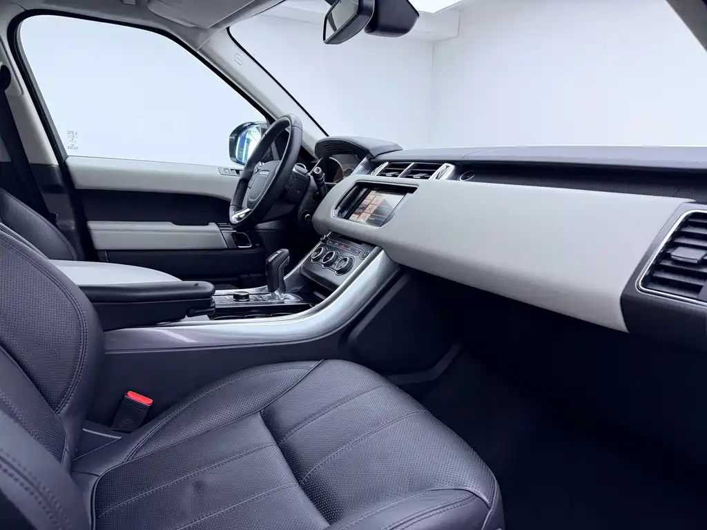 Land Rover Sport — миниатюра 14