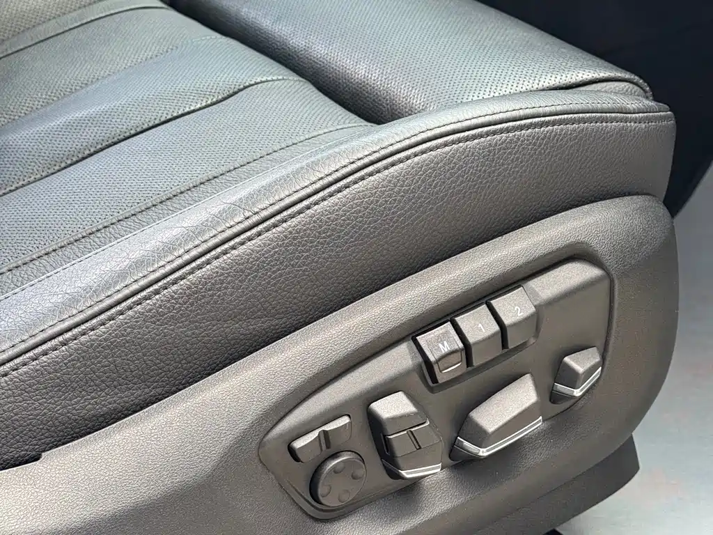 BMW X5 (Import) — миниатюра 29