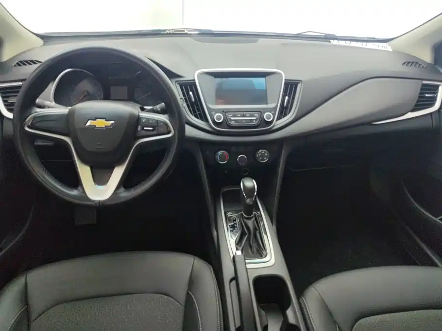 Chevrolet Cavalier — миниатюра 12