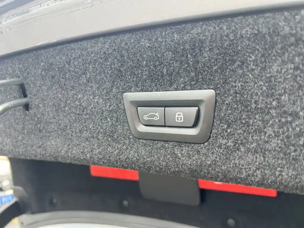 BMW 3 Series — миниатюра 22