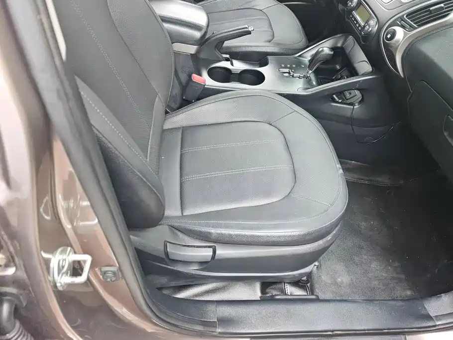 Hyundai ix35 — миниатюра 8