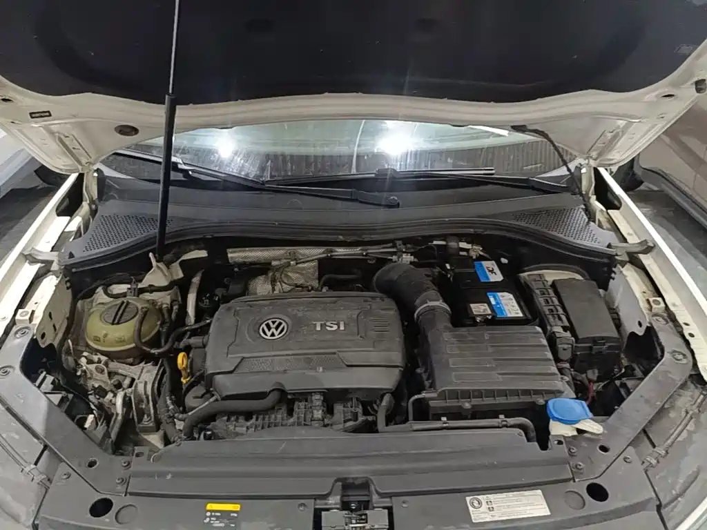 Volkswagen Tiguan L — миниатюра 20
