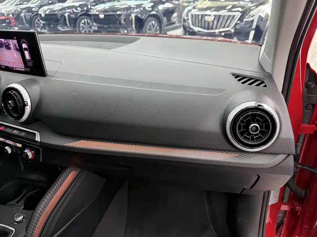 Audi Q2L — фотографии объявления, Фото 11