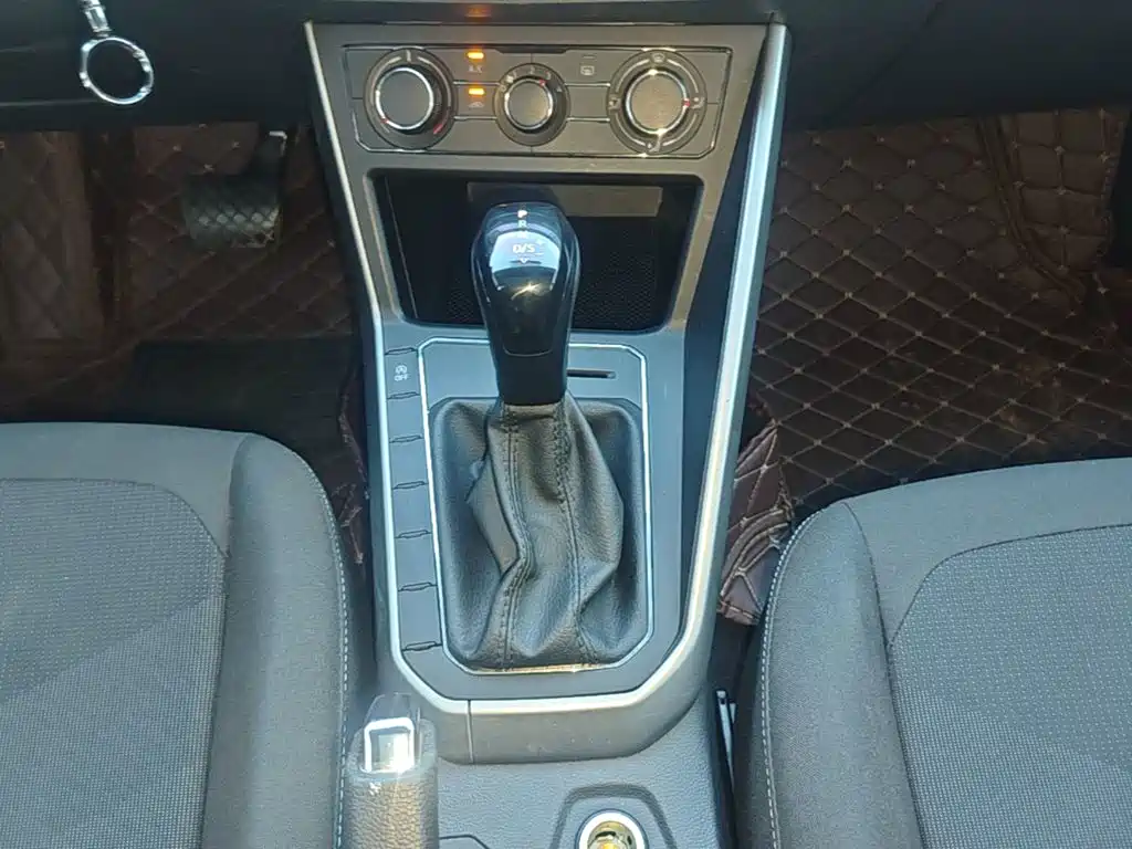 Volkswagen Polo — миниатюра 14