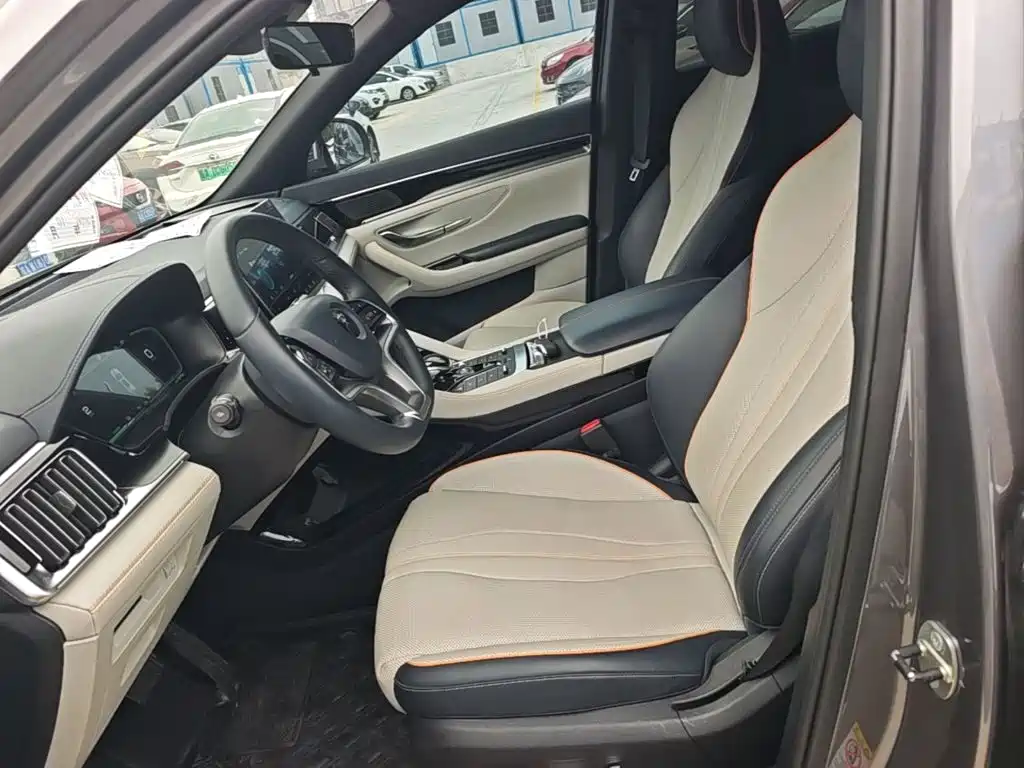 BYD PLUS New Energy — миниатюра 15