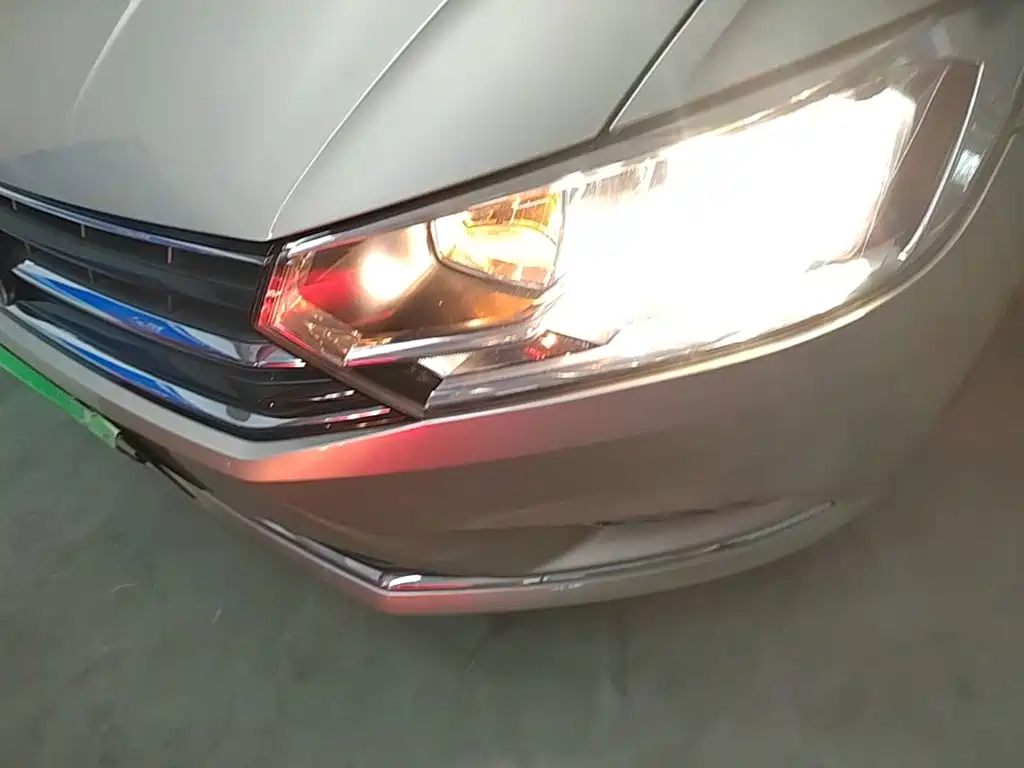 Volkswagen Bora — миниатюра 24