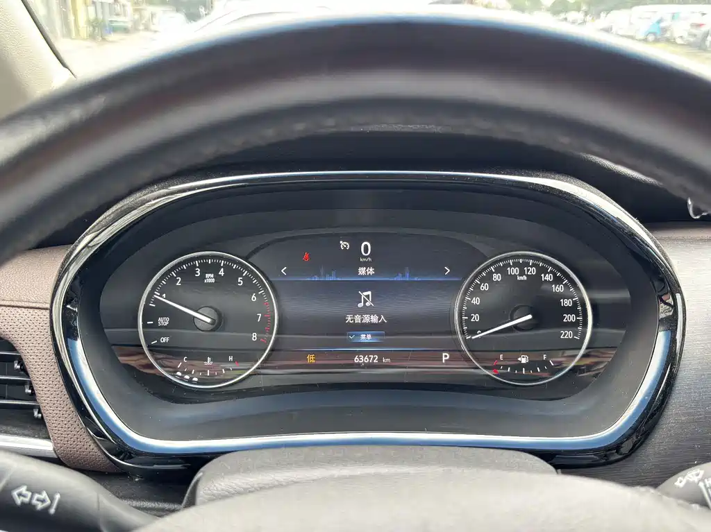 Buick GL8 — миниатюра 5