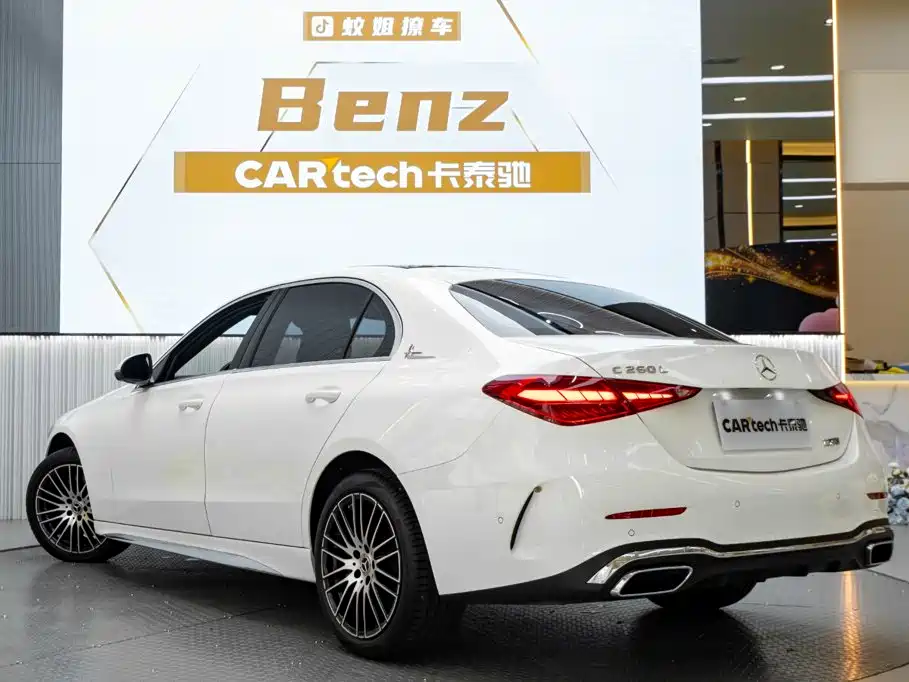 Mercedes-Benz C-Class — миниатюра 6