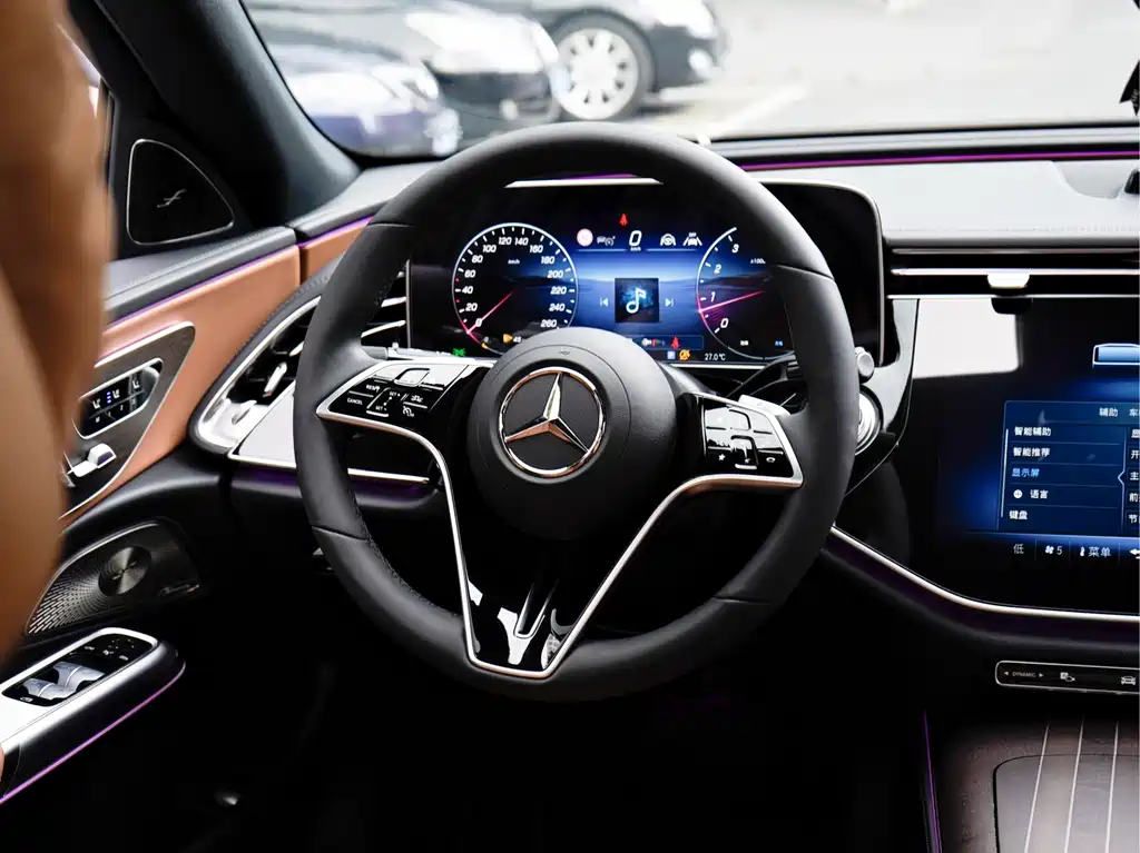 Mercedes-Benz E-Class — миниатюра 19