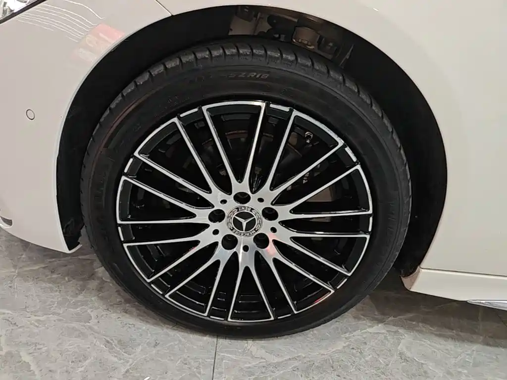 Mercedes-Benz C-Class — миниатюра 23