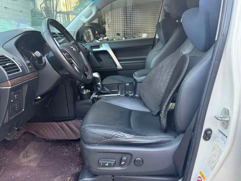 Toyota Prado — миниатюра 3