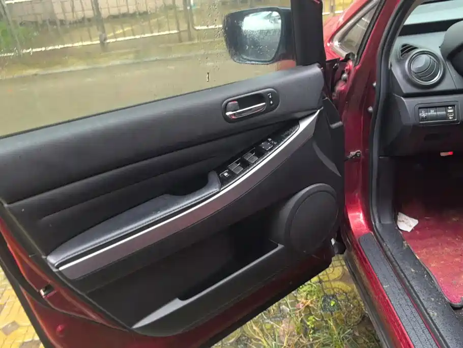 Mazda CX-7 — миниатюра 7