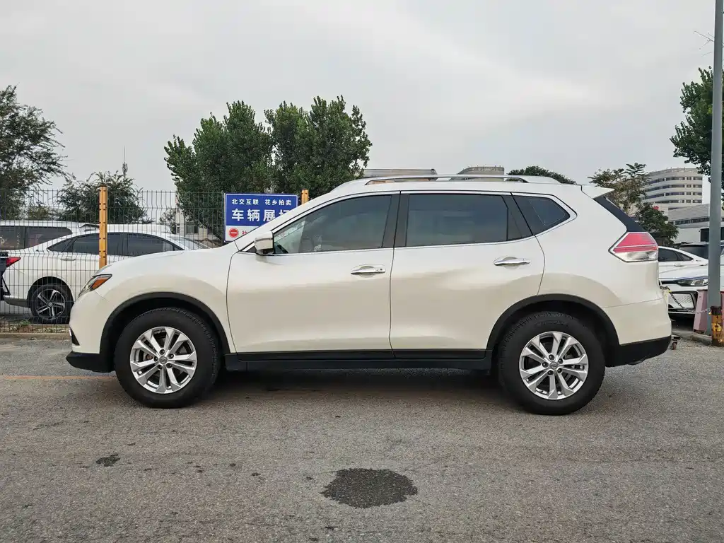 Nissan X-Trail — миниатюра 19