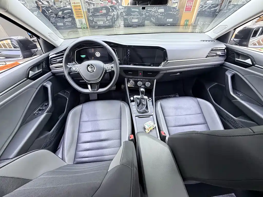 Volkswagen Sagitar — миниатюра 11