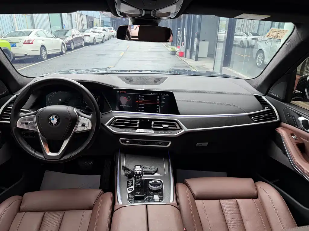 BMW X7 xDrive40i Leading Type Luxury Package, фото 11