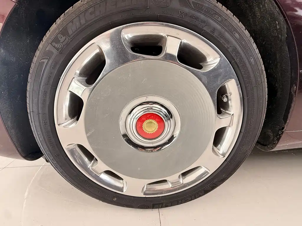 Hongqi H9 2024 2.0T Luxury