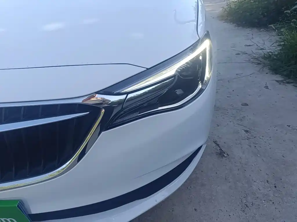 Buick Excelle — миниатюра 24