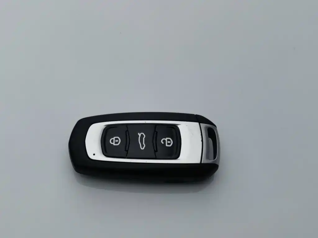 Geely Vision X3 — миниатюра 19