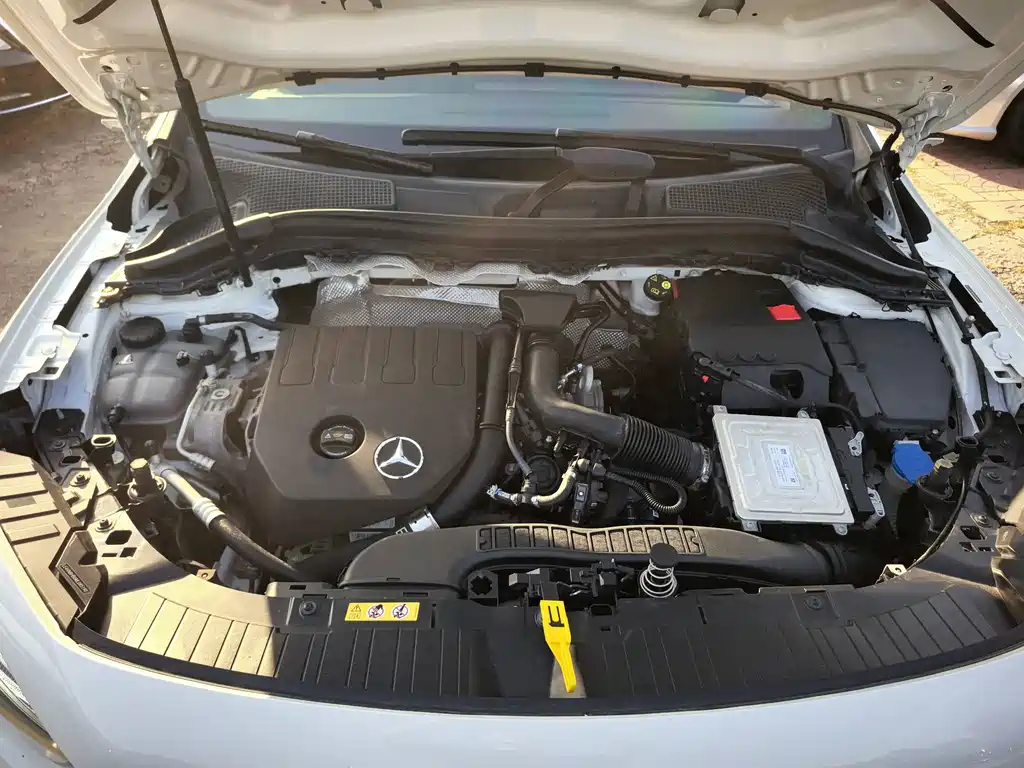 Mercedes-Benz GLA — миниатюра 18