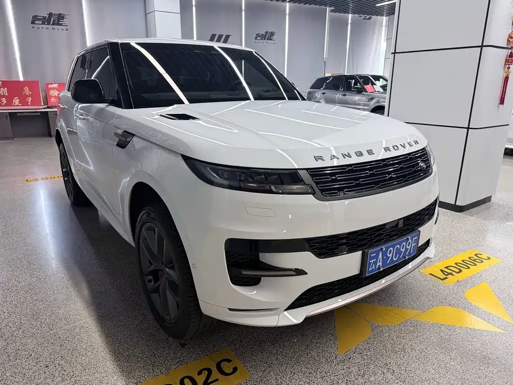 Land Rover Range Rover Sport 2025 400PS Dynamic SE