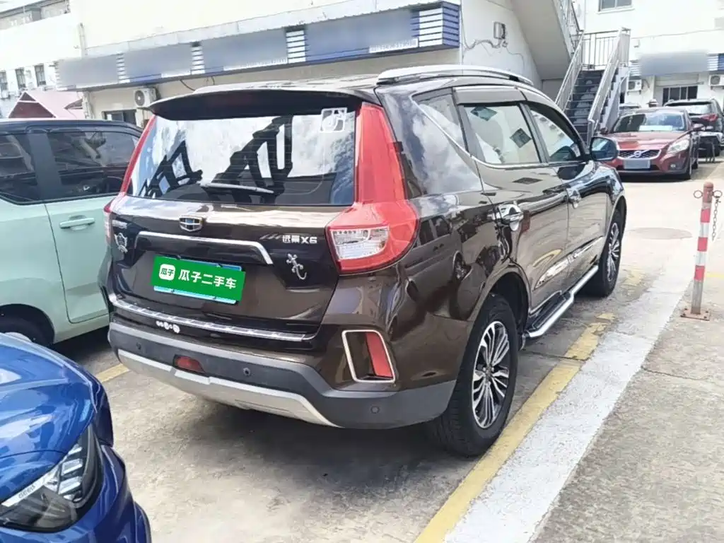 Geely Vision X6 — миниатюра 7