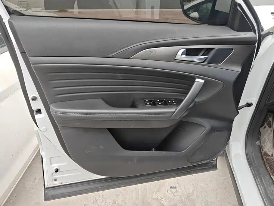 Changan CS35PLUS — миниатюра 7