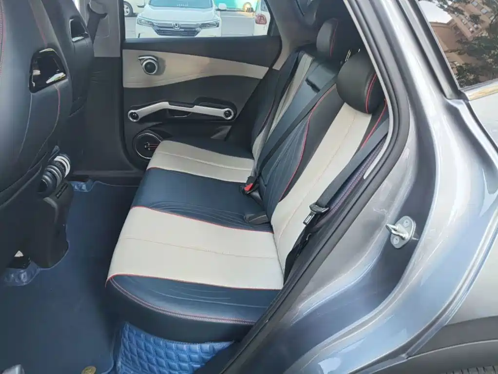 BYD Yuan Plus — миниатюра 17