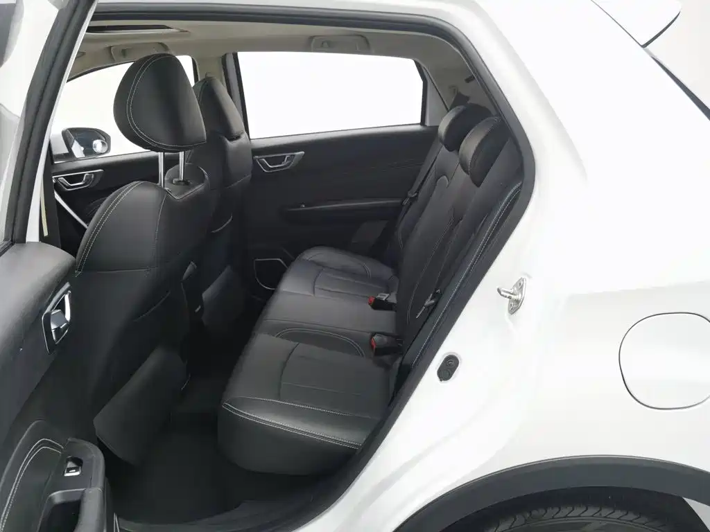 Geely Vision X3 — миниатюра 15