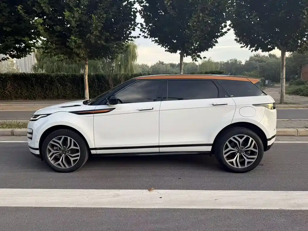 Land Rover Evoque PHEV — миниатюра 5
