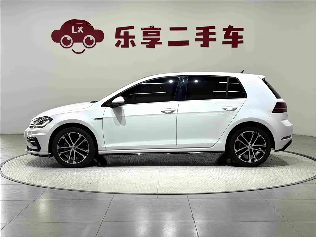 Volkswagen Golf — миниатюра 2