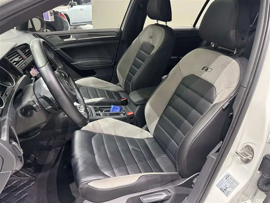 Volkswagen Golf — миниатюра 19