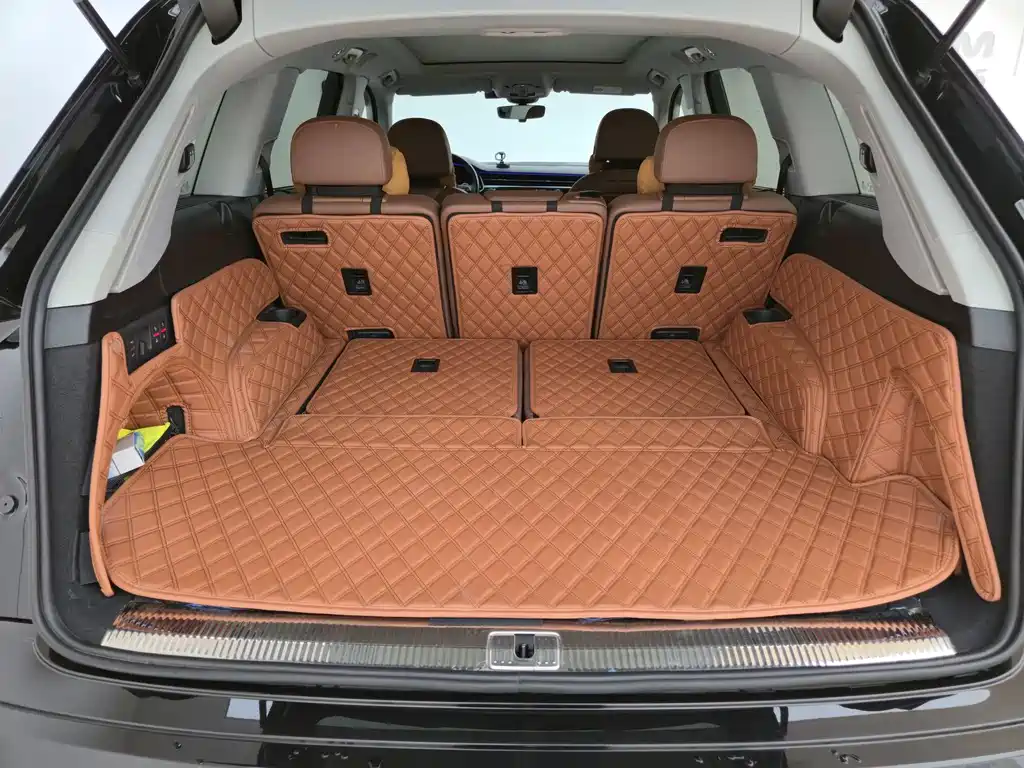 Audi Q7 — миниатюра 23