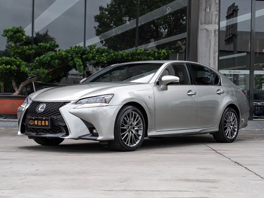 Lexus GS
