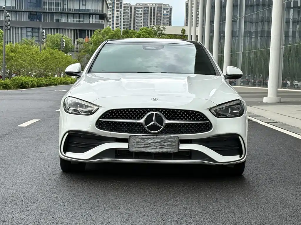 Mercedes-Benz C-Class — миниатюра 2