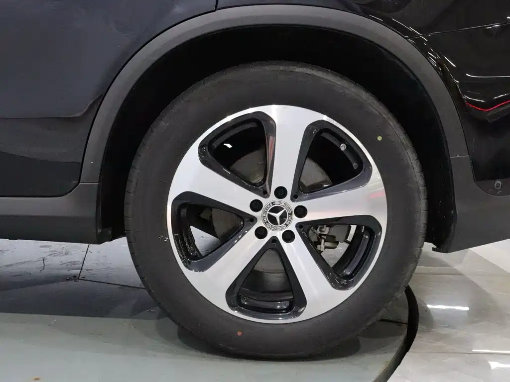 Mercedes-Benz GLC — миниатюра 21