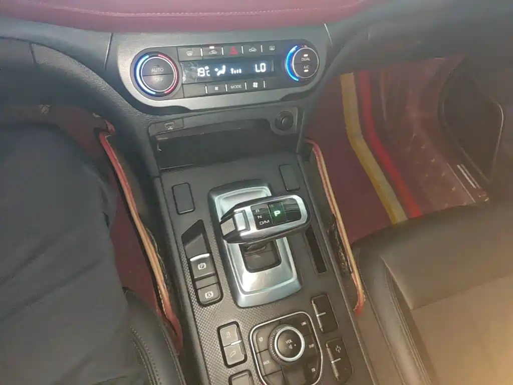 Haval H6 Coupe — миниатюра 14