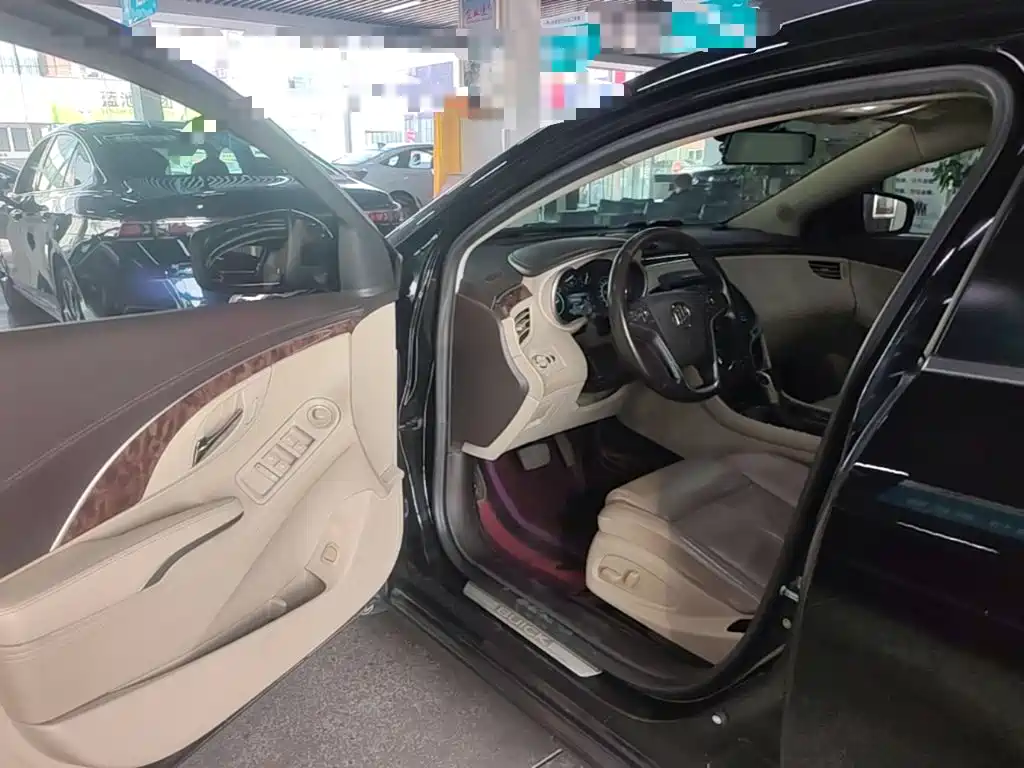 Buick LaCrosse — миниатюра 16