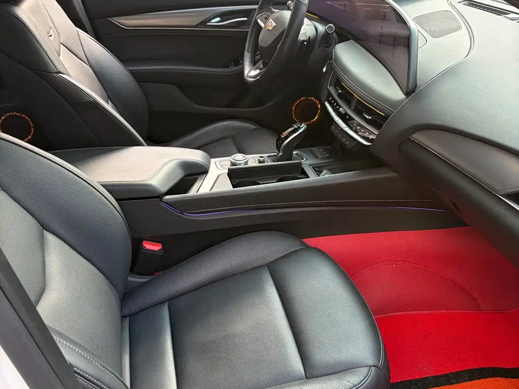 Cadillac CT5 — миниатюра 10