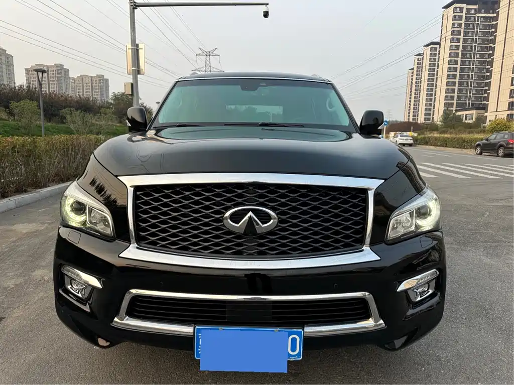 Infiniti QX80 — миниатюра 2