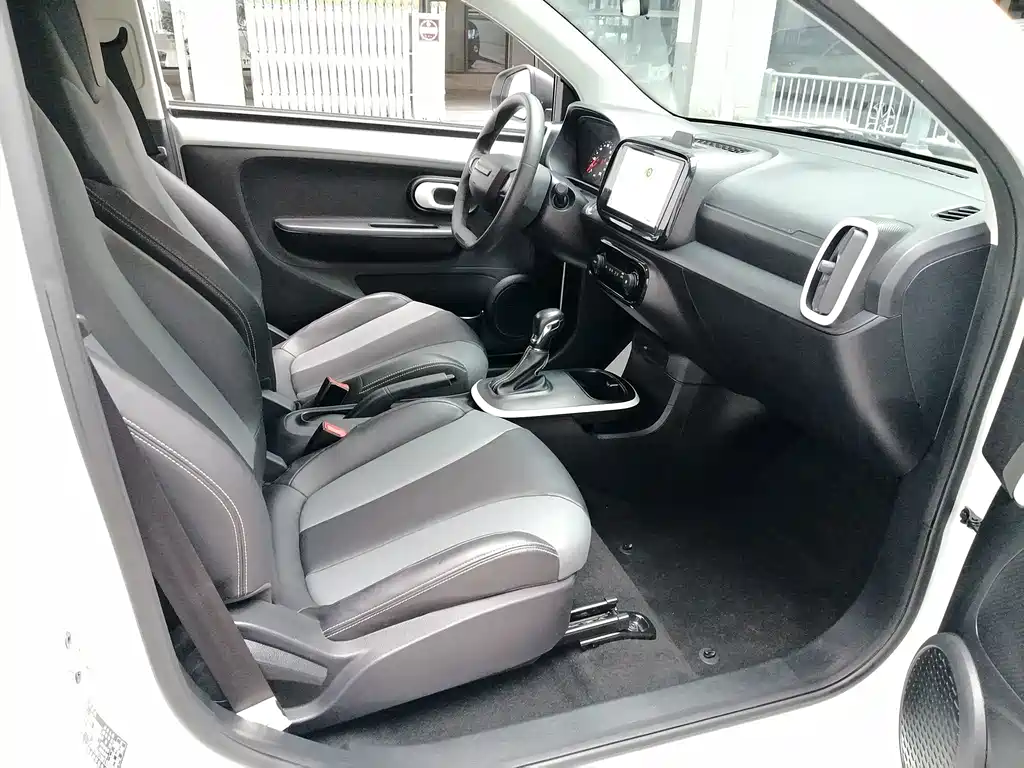 Roewe Clever — миниатюра 8