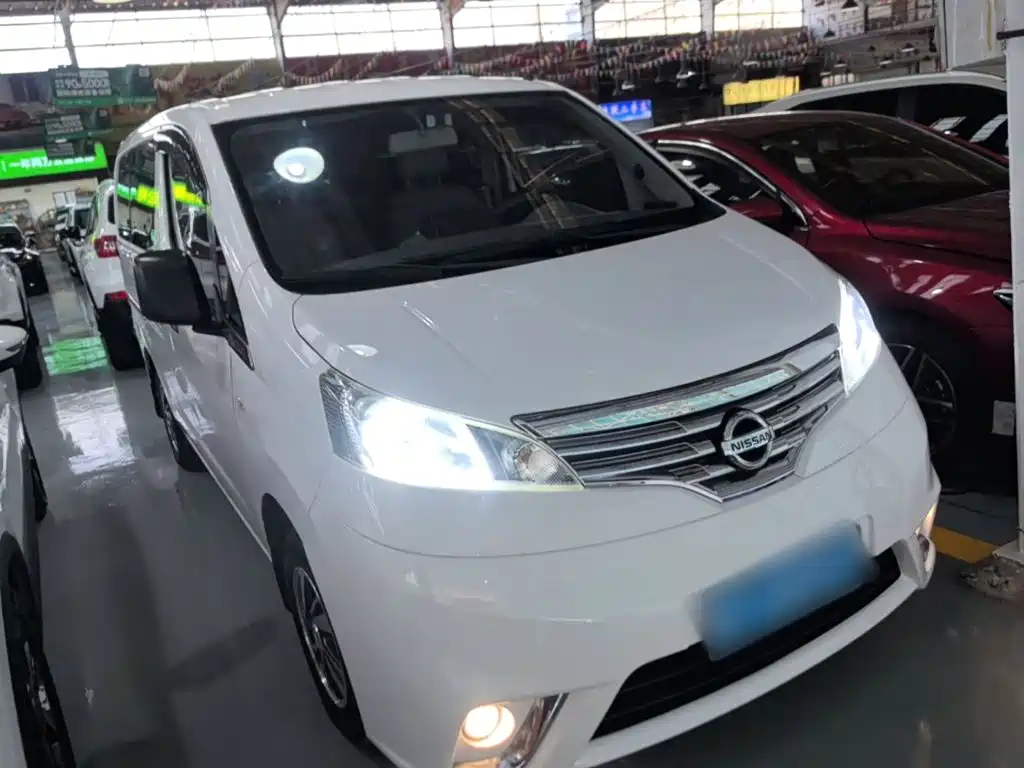 Nissan NV200 — миниатюра 4