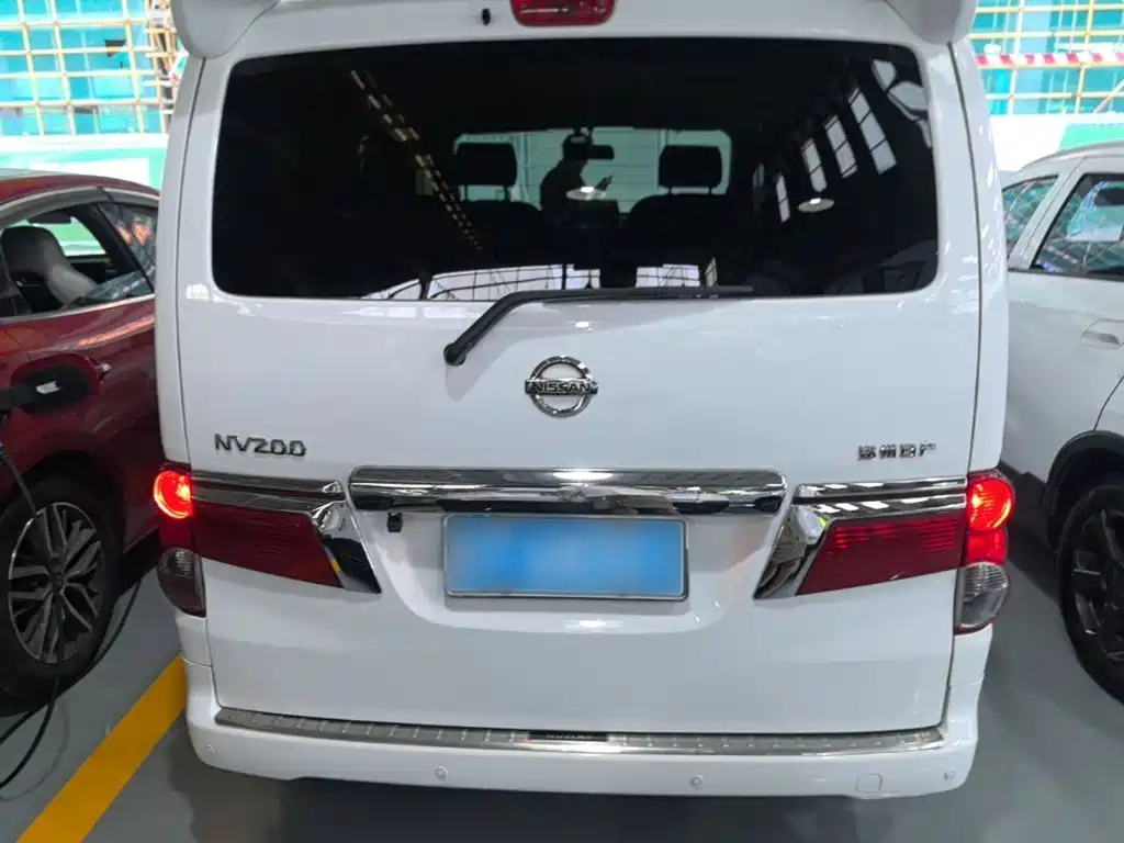 Nissan NV200 — миниатюра 6
